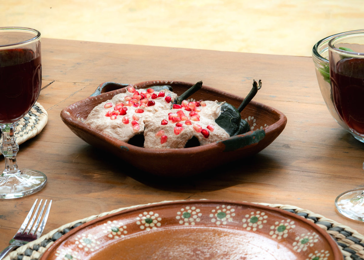 Chiles en nogada Sattva