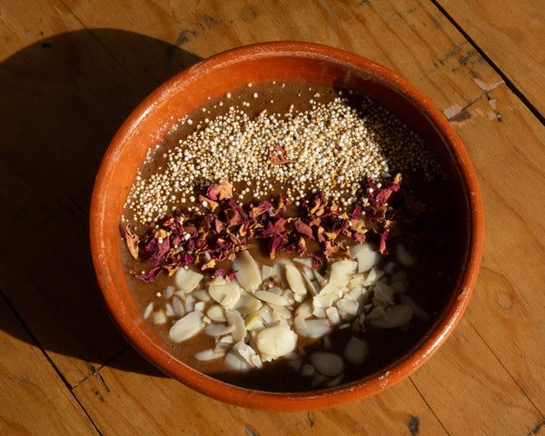 Smoothie bowl de platano con cacao